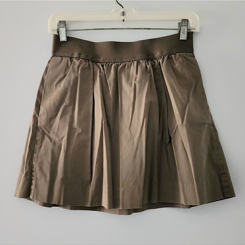 J Crew black label tan mini skirt size 2 elastic band